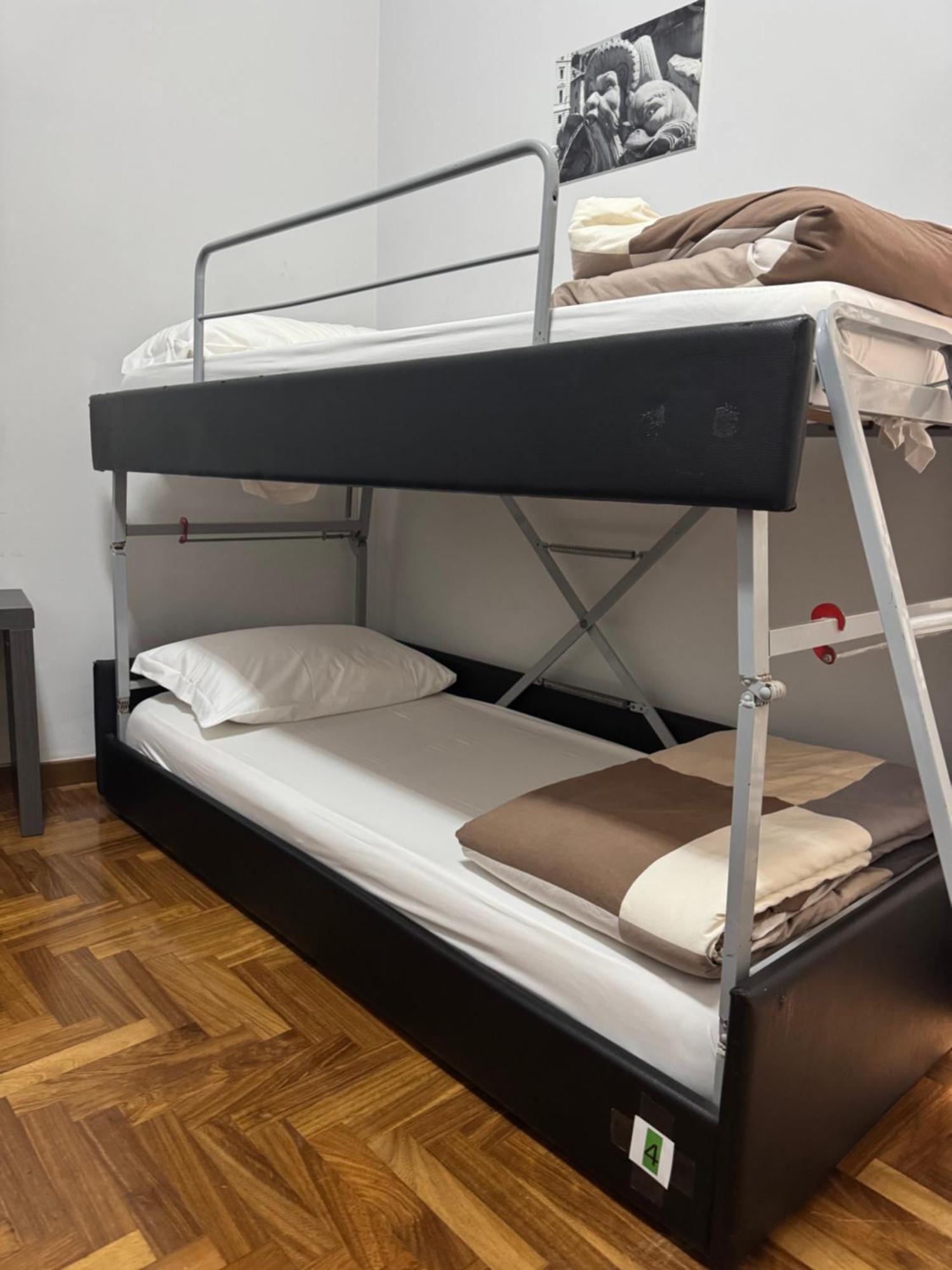 Destination In Rome Hostel Ngoại thất bức ảnh